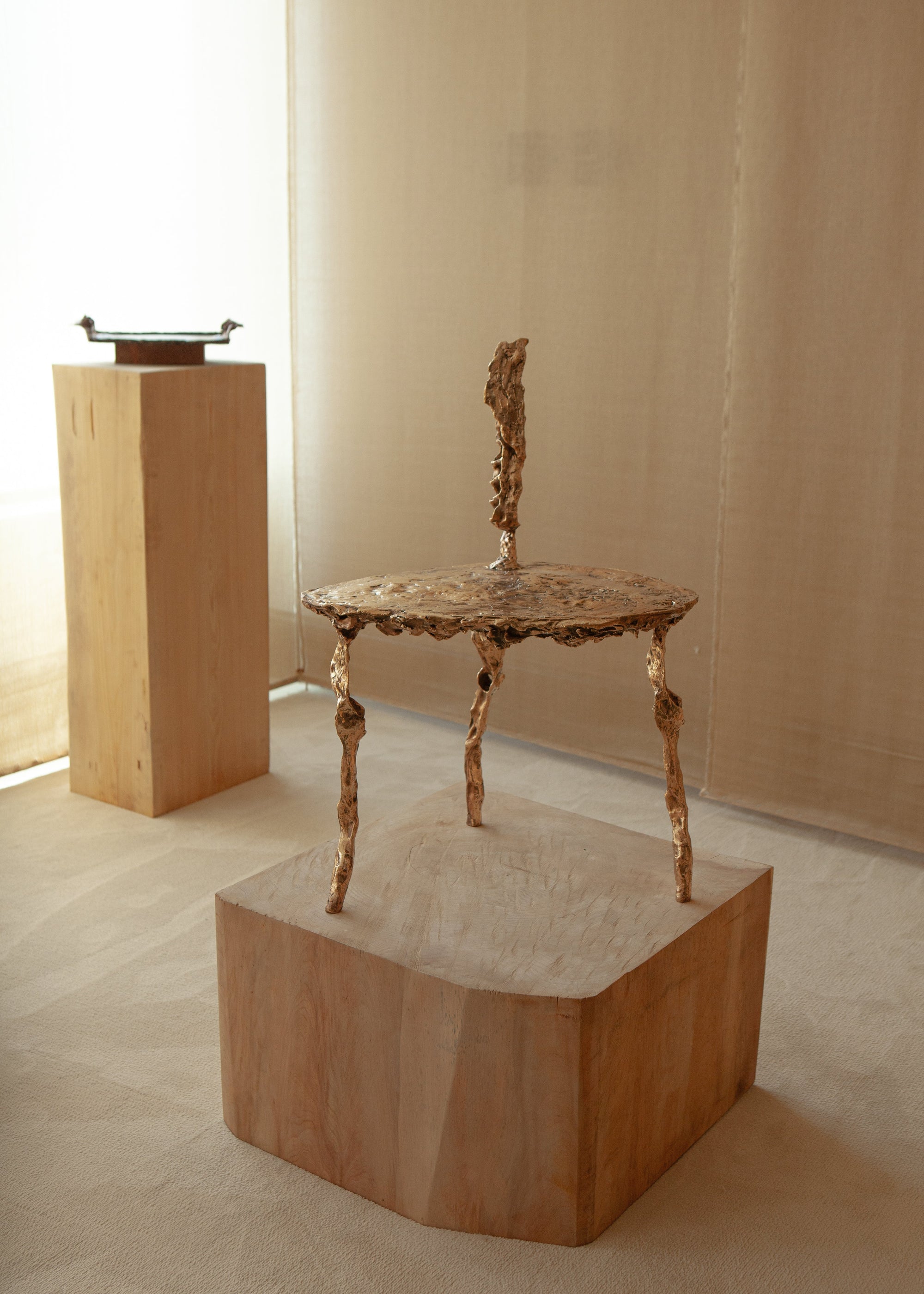 RHAKHIS CHAIR