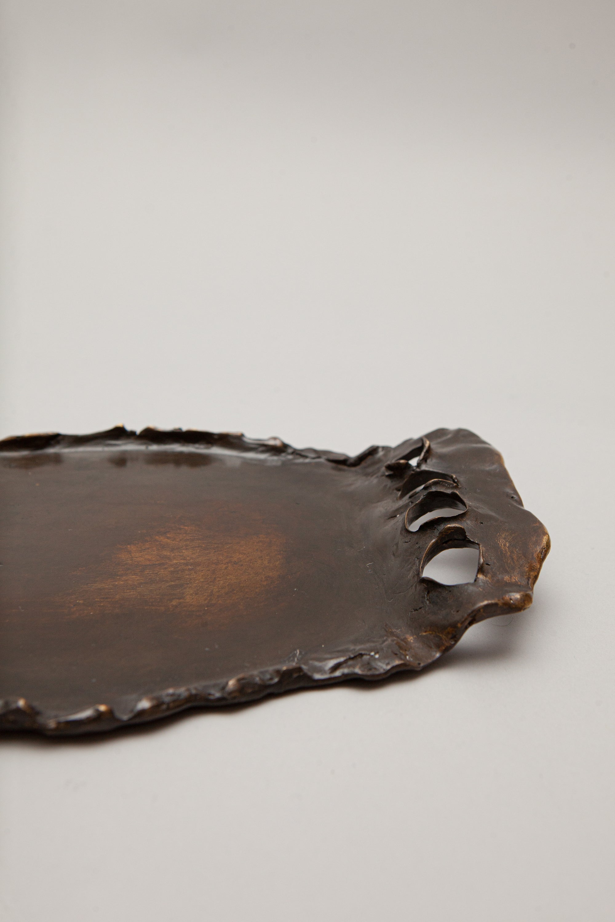 THE STRETCHED SERVING TRAY