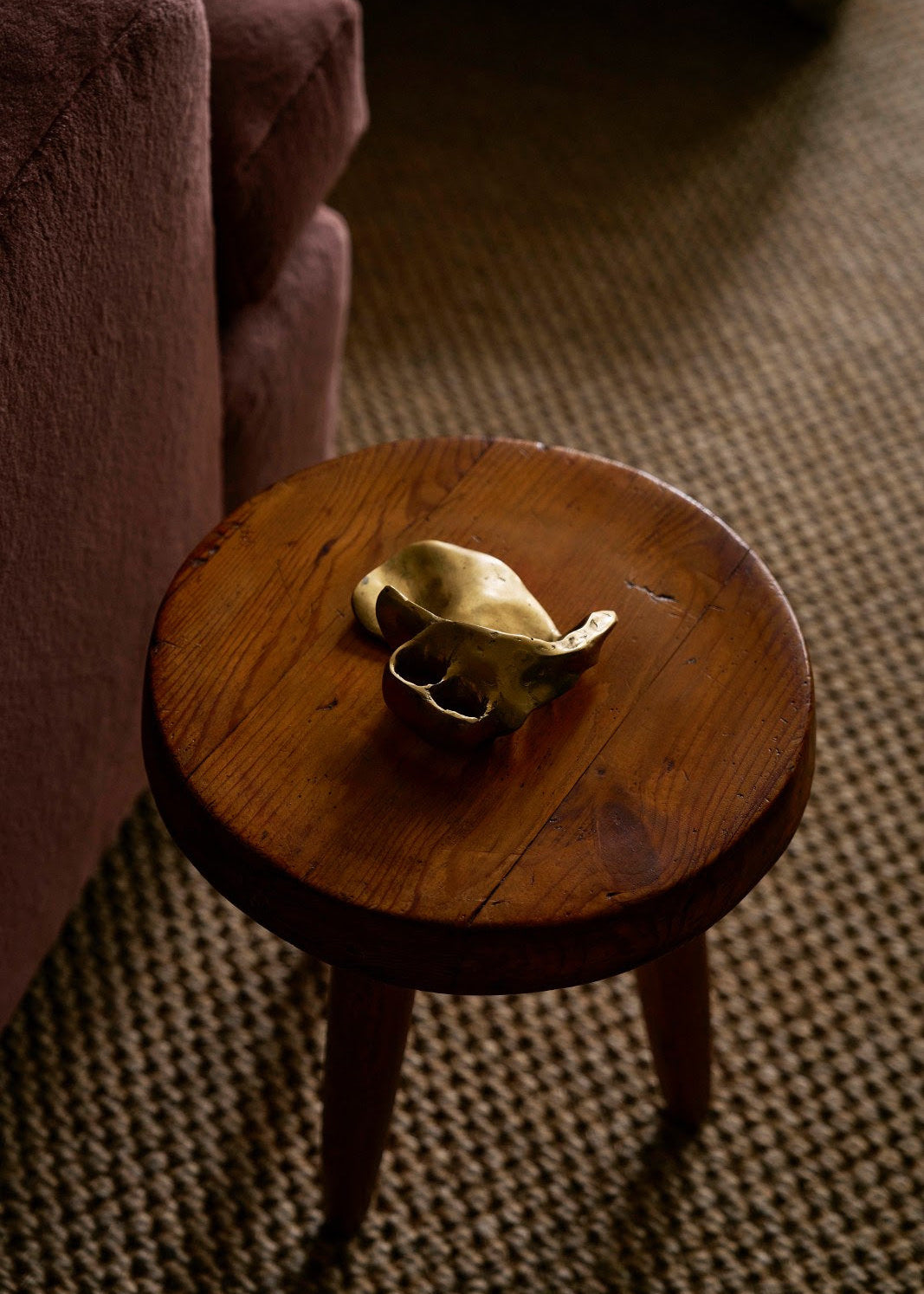 THE REVERENCE GRIP